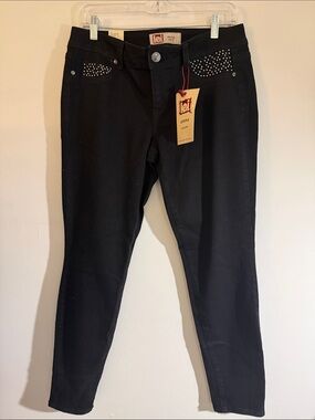 Lei Black stretchy Skinny Jeans with Studded Pocket Trim